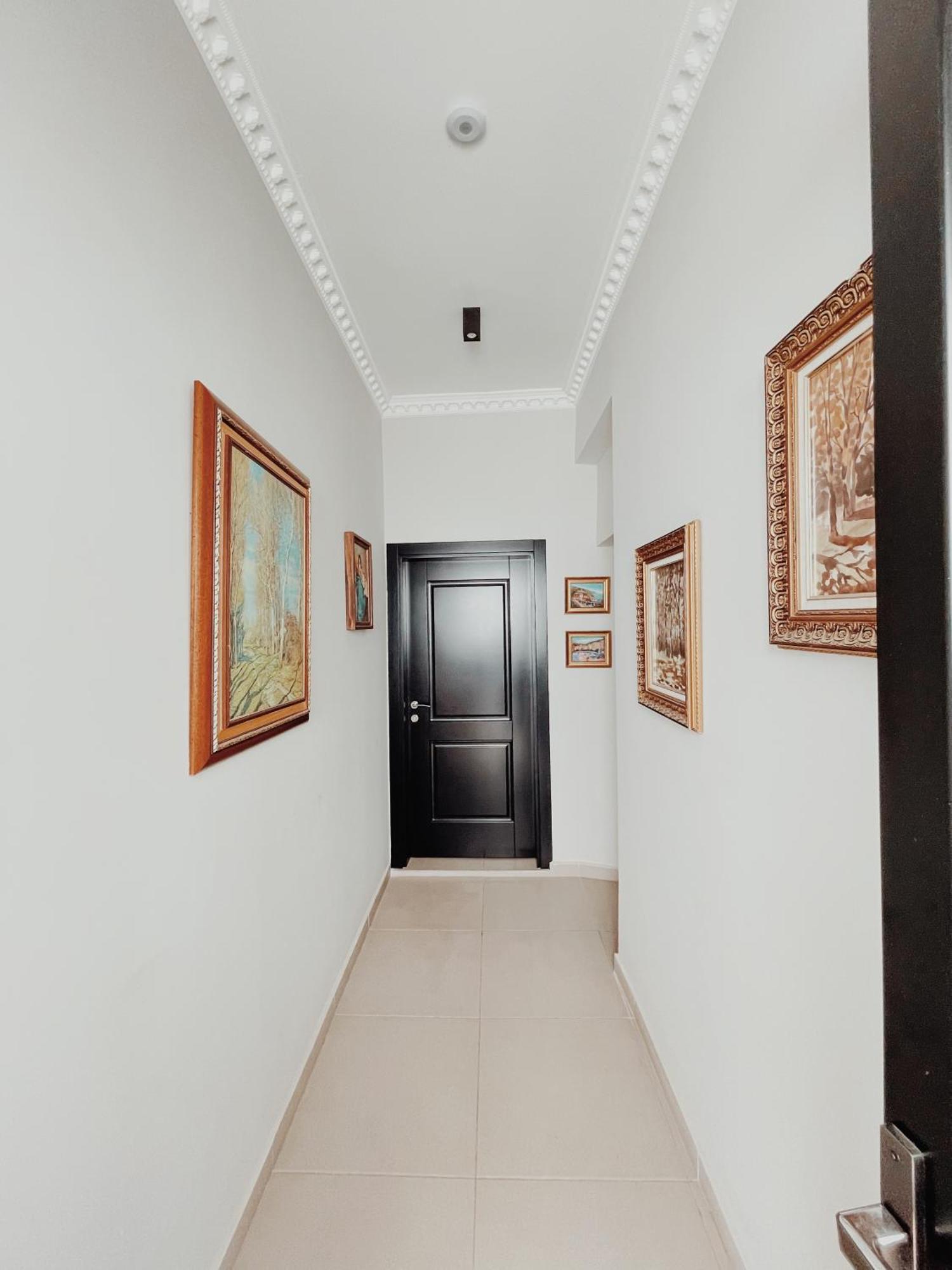 Ruby Palace Vlorë Buitenkant foto