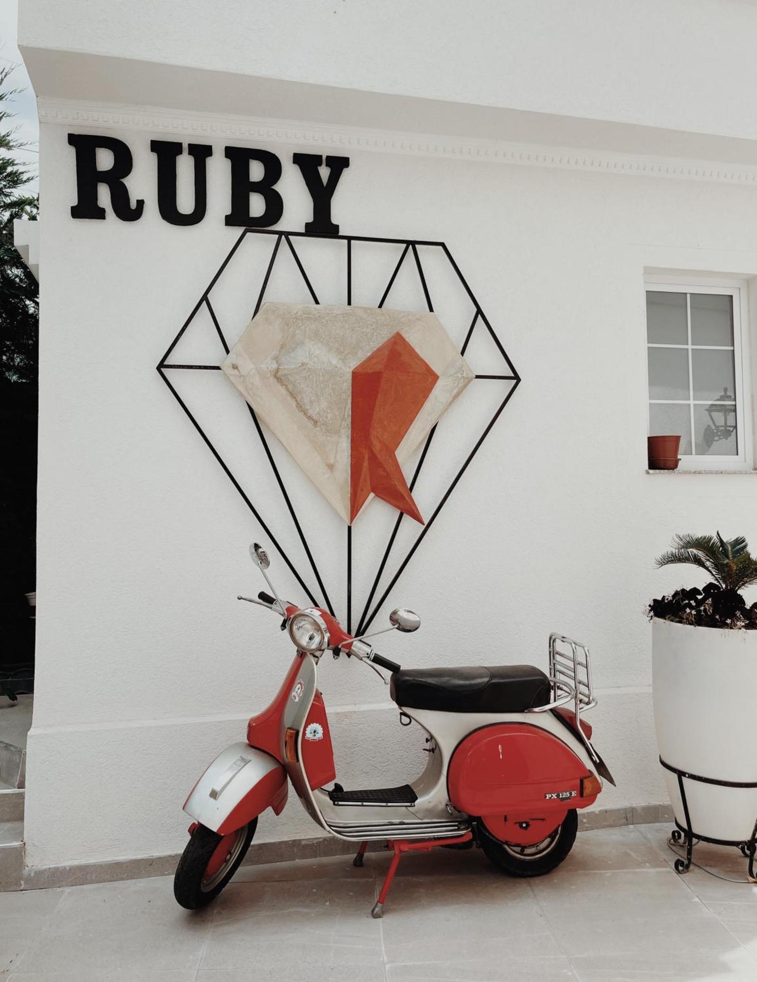 Ruby Palace Vlorë Buitenkant foto