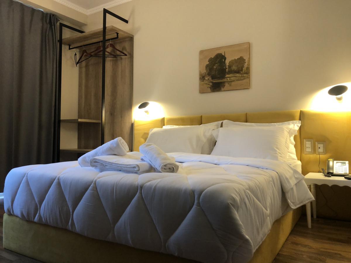 Ruby Palace Vlorë Buitenkant foto
