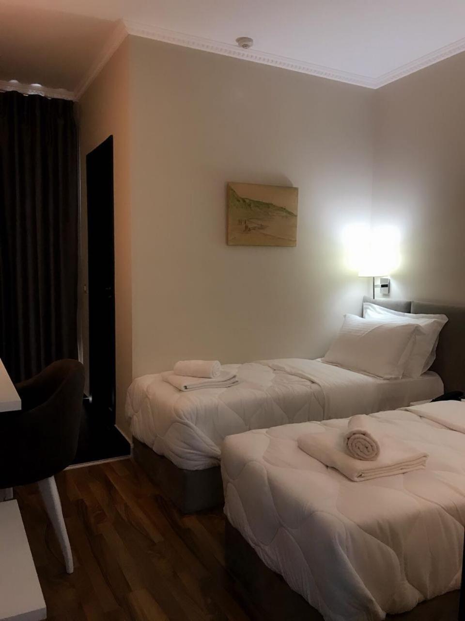 Ruby Palace Vlorë Buitenkant foto
