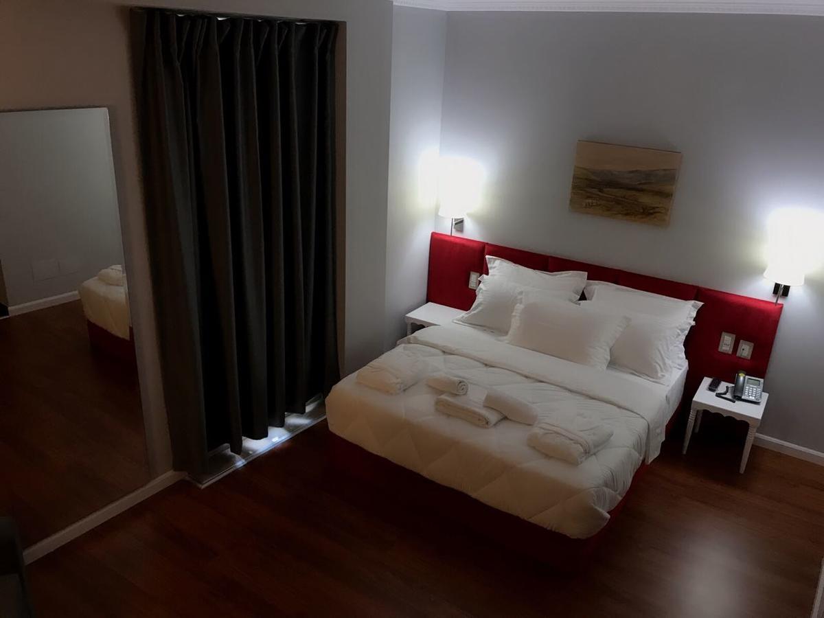 Ruby Palace Vlorë Buitenkant foto